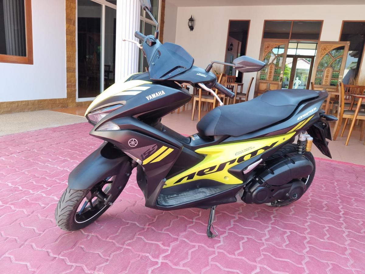 Meyers Hua Hin Hotel Exterior foto