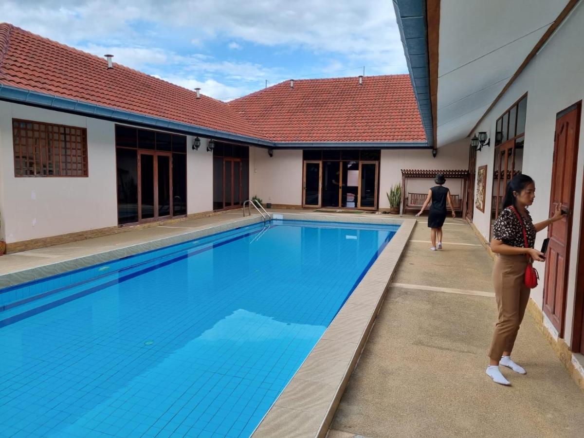 Meyers Hua Hin Hotel Exterior foto