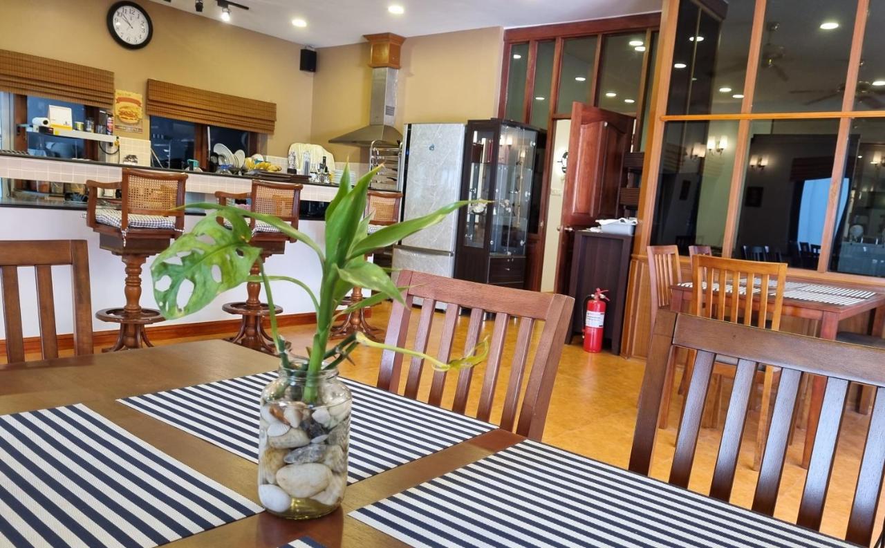 Meyers Hua Hin Hotel Exterior foto
