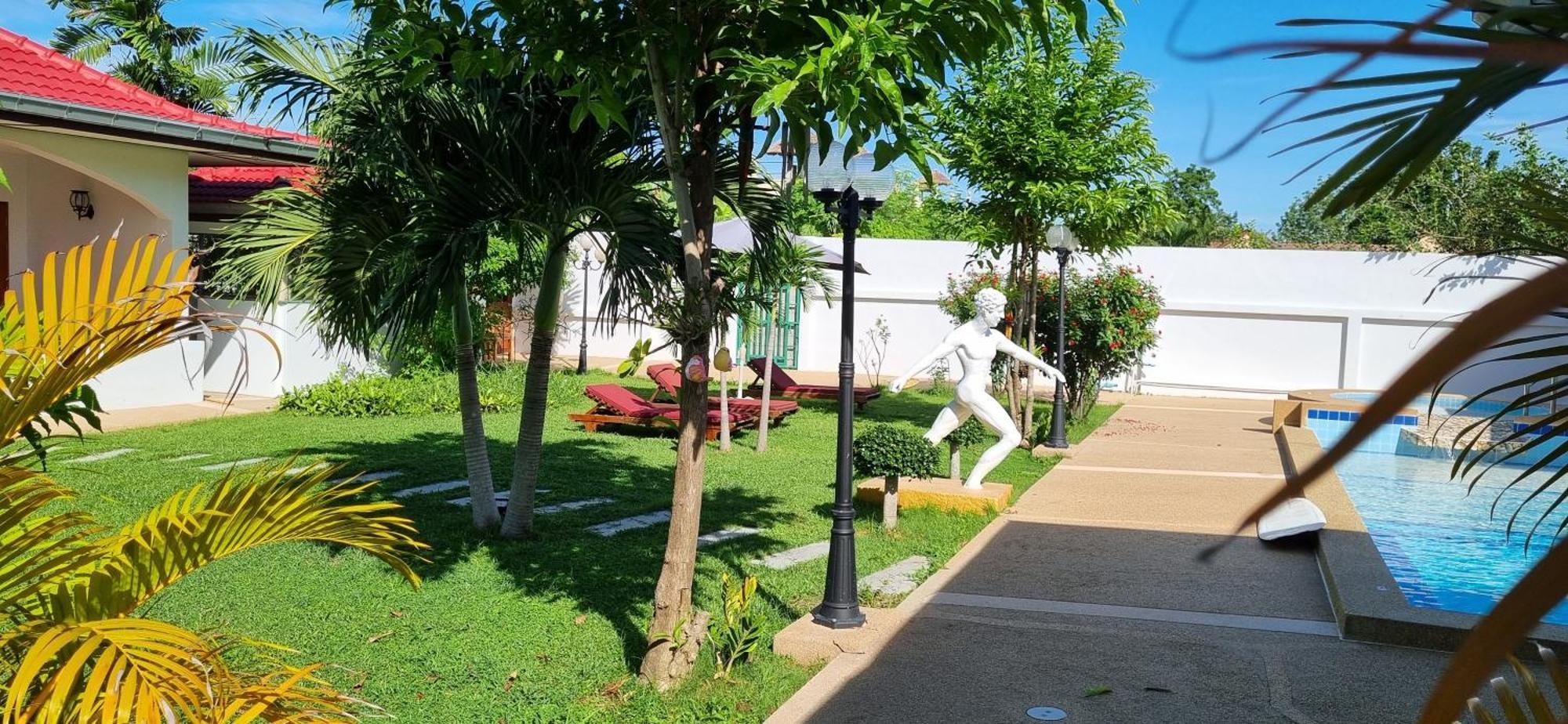 Meyers Hua Hin Hotel Exterior foto